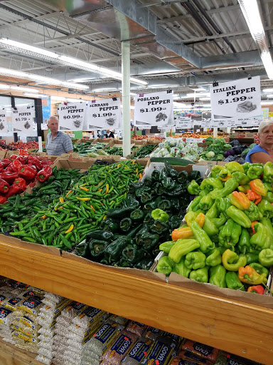 Produce Market «Golden Farm Market», reviews and photos, 6902 U.S. 9, Howell, NJ 07731, USA