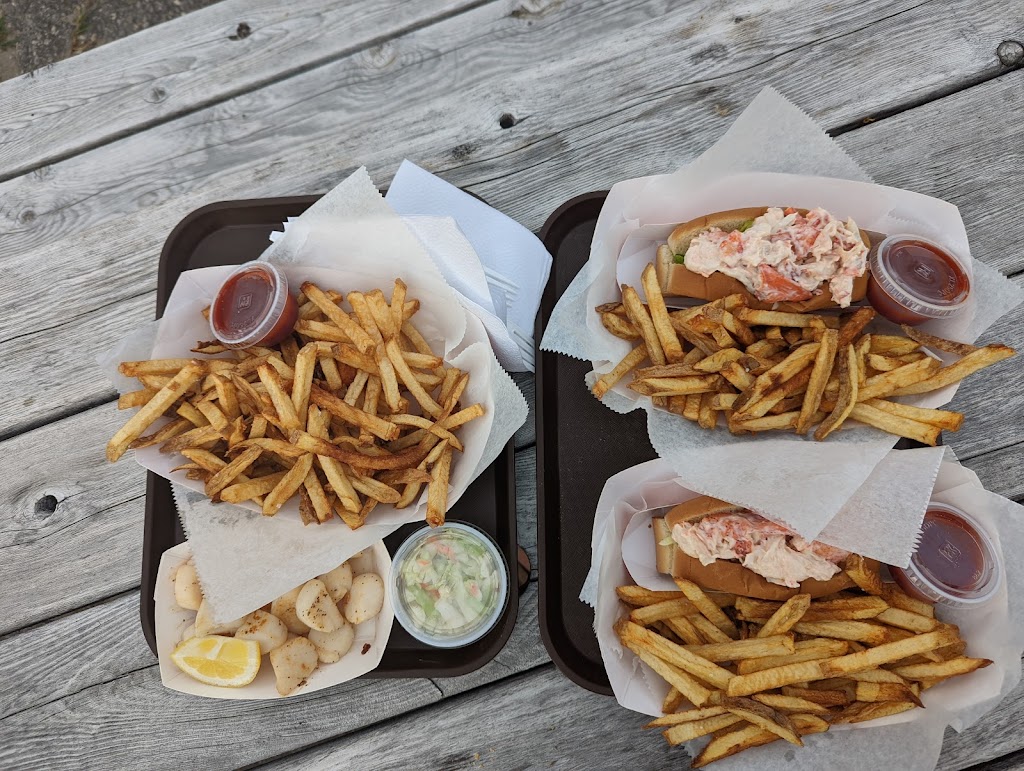 Schutty's Seafood 04530