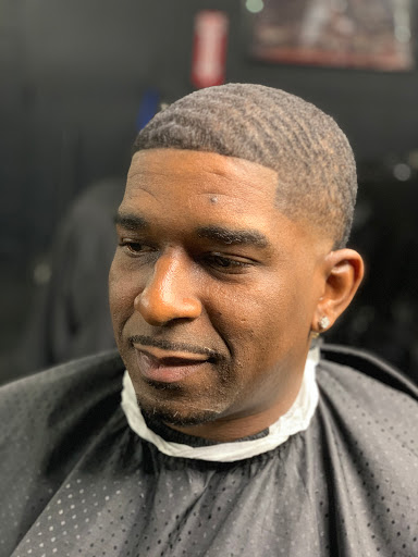 Barber Shop «Cutz Barbershop», reviews and photos, 1877 Candler Rd, Decatur, GA 30032, USA