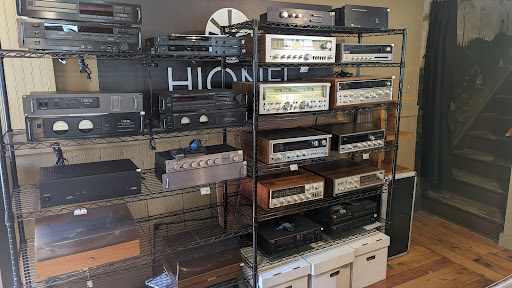 Home Audio Store «Hionfi Vintage Stereo Store», reviews and photos, 3649 Erie Blvd E, De Witt, NY 13214, USA