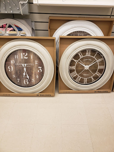 Shopping Mall «The Shops At Ledgewood Commons», reviews and photos, 461 NJ-10, Ledgewood, NJ 07852, USA