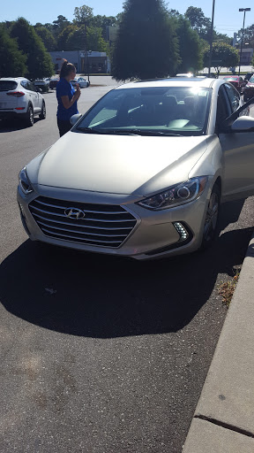 Hyundai Dealer «Hyundai of Asheville», reviews and photos, 860 Tunnel Rd, Asheville, NC 28805, USA