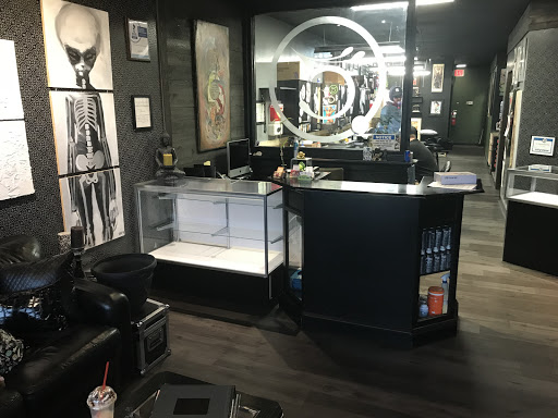 Tattoo Shop «5 Point Studios», reviews and photos, 1800 NW 86th St, Clive, IA 50325, USA