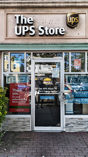 Shipping and Mailing Service «The UPS Store», reviews and photos, 137 1/2 Washington Ave, Belleville, NJ 07109, USA
