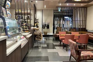 Tully's Coffee Tozan East Shop image