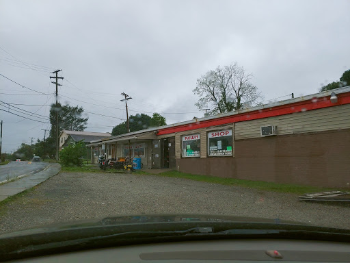 Barry's Pawn Shop Two in Oak Hill, West Virginia