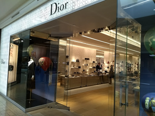 Christian Dior, 1200 Morris Turnpike # D226, Short Hills, NJ 07078, USA, 