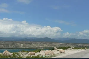 Lake Azuei image