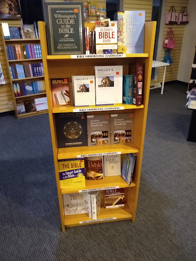 Book Store «VCY Bookstore», reviews and photos, 10707 W Capitol Dr, Milwaukee, WI 53222, USA