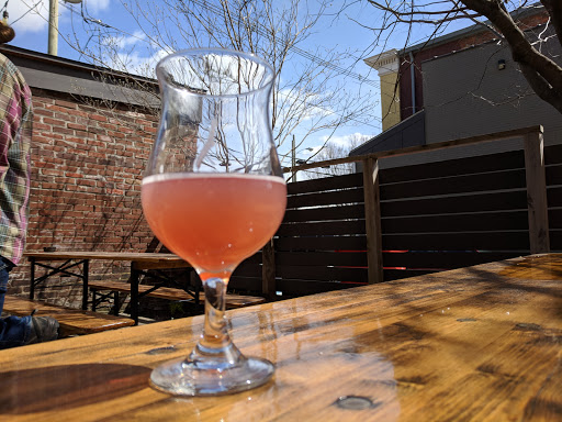 Liquor Store «Louisville Beer Store», reviews and photos, 746 E Market St, Louisville, KY 40202, USA