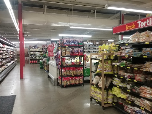 Grocery Store «Grocery Outlet Bargain Market», reviews and photos, 1815 W Ida St, Stayton, OR 97383, USA