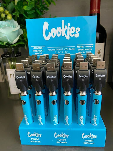 Tobacco Shop «Mojo Smoke Palace», reviews and photos, 1211 N Country Club Dr, Mesa, AZ 85201, USA