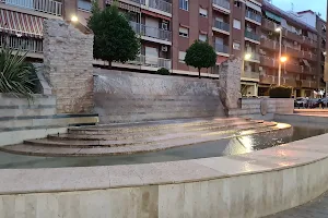 Plaza Soliera image