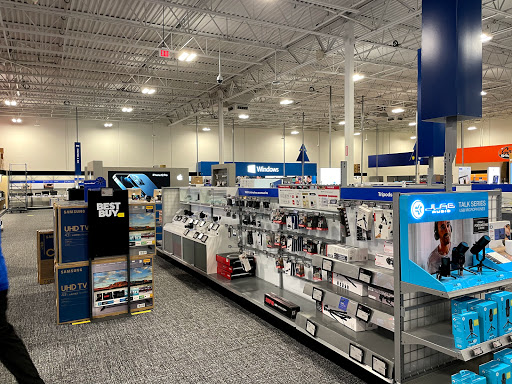 Electronics Store «Best Buy», reviews and photos, 151 Highlands Blvd Dr, Manchester, MO 63011, USA