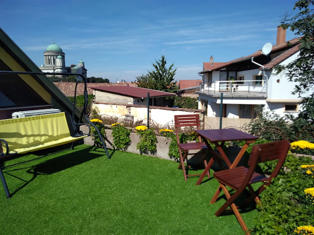 Nyitvatartás: Szent Tamás-hegyi Apartman