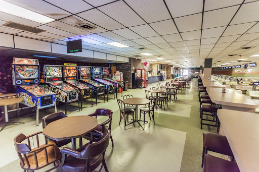 Bowling Alley «Quonset Lanes», reviews and photos, 2004 N Truman Blvd, Crystal City, MO 63019, USA