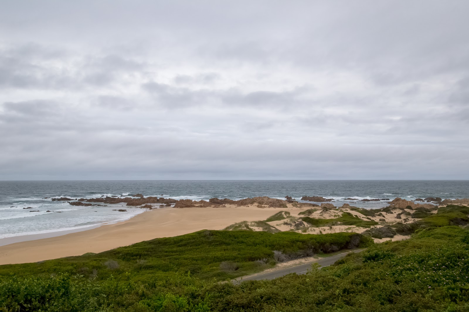 Foto di Buffalo Bay beach II con una superficie del sabbia fine e luminosa