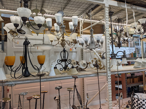 Building Materials Store «ReStore Fox Valley Habitat for Humanity», reviews and photos, 4100 Fox Valley Center Dr, Aurora, IL 60504, USA