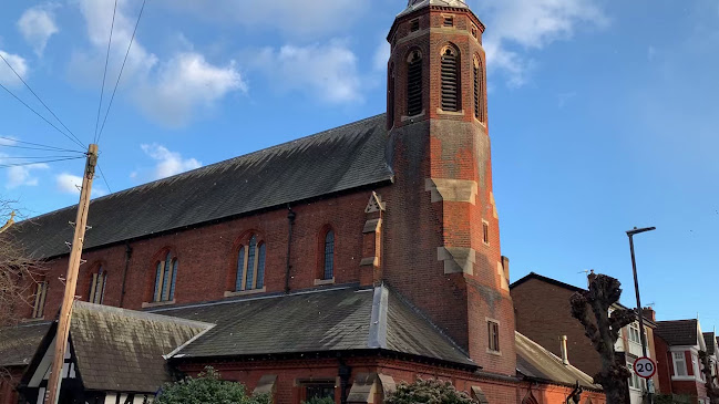 Reviews of Saint Luke's Church in London - Church
