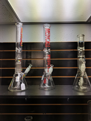 Tobacco Shop «Frolic On Main Street», reviews and photos, 170 E Main St # 2, Newark, DE 19711, USA