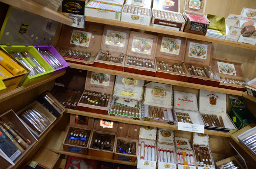 Tobacco Shop «Tobacco Outlet», reviews and photos, 9239 Waukegan Rd, Morton Grove, IL 60053, USA