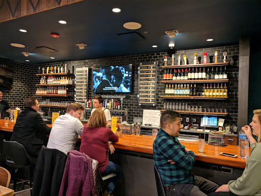 Grocery Store «Whole Foods Market», reviews and photos, 750 N Martingale Rd, Schaumburg, IL 60173, USA