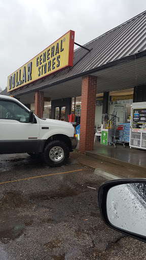 Home Goods Store «Dollar General», reviews and photos, 680 US-231, Bloomfield, IN 47424, USA