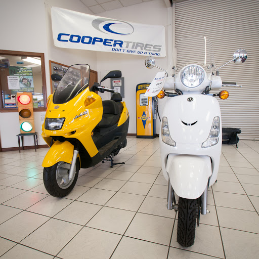 Used Car Dealer «Neal Walker Motorcars, Inc», reviews and photos, 2438 Locust St S, Canal Fulton, OH 44614, USA