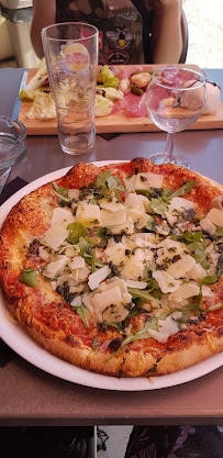 Pizza du Restaurant Buvette du Lac à Esparron-de-Verdon - n°17