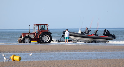 Cercle Nautique d'Equihen-Plage - Mise à l'eau bateaux - Descente à bateau à Équihen-Plage