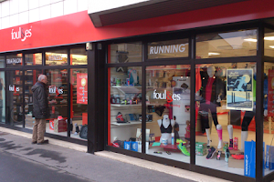 BORDEAUX Strides, Running Store, Fitness & Triathlon image