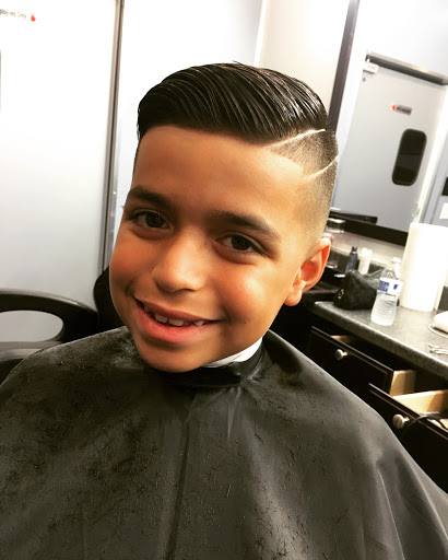 Barber Shop «Shave & Blade Barber Shop», reviews and photos, 9824 West Northern Avenue, #200, Peoria, AZ 85345, USA