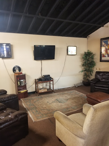 Tobacco Shop «Cigar Cigars», reviews and photos, 271 Schuylkill Rd, Phoenixville, PA 19460, USA