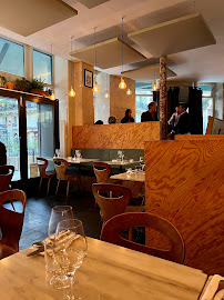 Atmosphère du Restaurant français Caillebotte Bistrot Gourmand à Paris - n°9