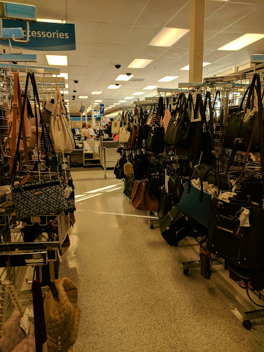 Clothing Store «Ross Dress for Less», reviews and photos, 620 Triangle Shopping Center, Longview, WA 98632, USA