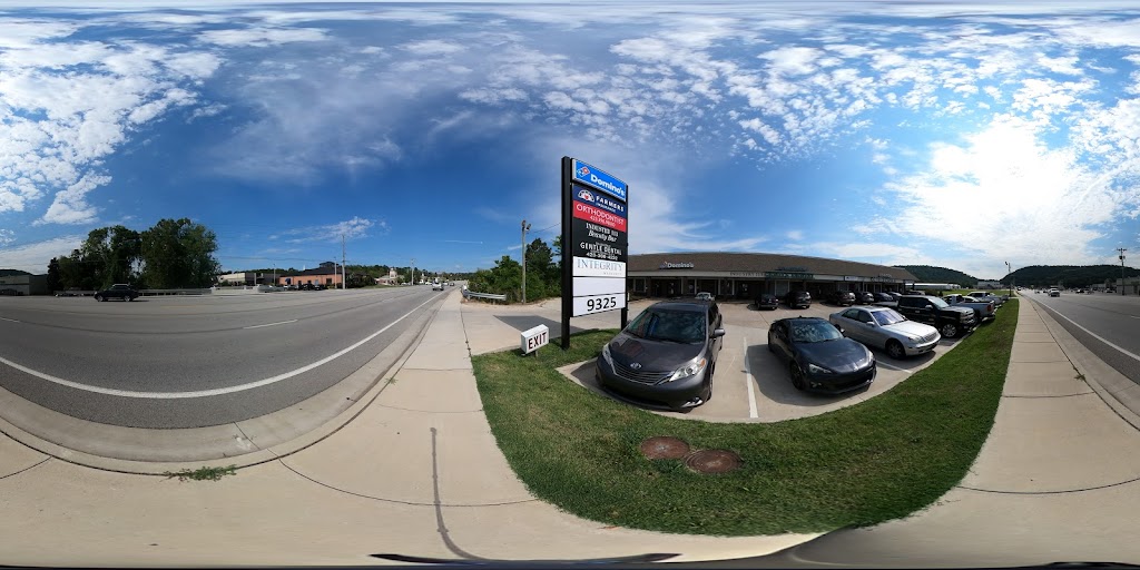 Paige Kelley Hair 37363