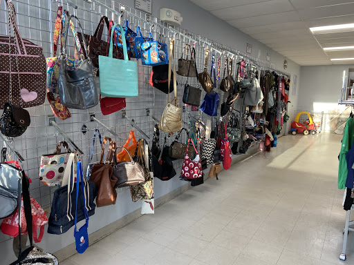 Thrift Store «Goodwill», reviews and photos, 825 Center Rd, Avon, OH 44011, USA