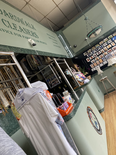 Dry Cleaner «Boardwalk Cleaners», reviews and photos, 16851 Algonquin St, Huntington Beach, CA 92649, USA