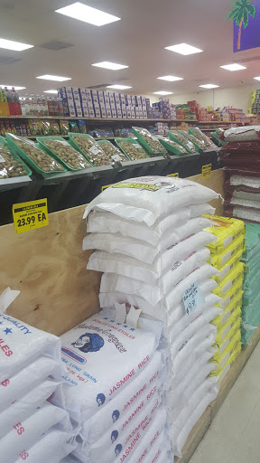 Supermarket «La Isla Supermarket», reviews and photos, 9722 US-192, Clermont, FL 34714, USA