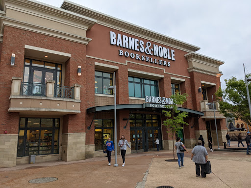 Book Store «Barnes & Noble», reviews and photos, 600 Burr Ln, Lake Grove, NY 11755, USA