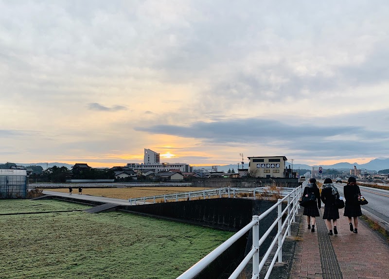 福岡県立大学