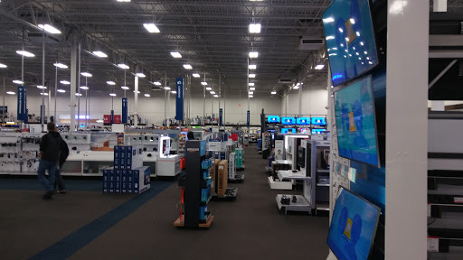 Electronics Store «Best Buy», reviews and photos, 5153 Elmore Avenue, Davenport, IA 52807, USA