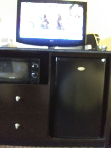 Hotel «Holiday Inn Express Union City», reviews and photos