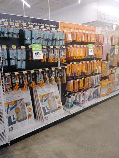 Fabric Store «Jo-Ann Fabrics and Crafts», reviews and photos, 125 E Reynolds Rd Ste 160, Lexington, KY 40517, USA
