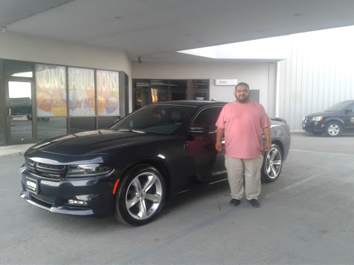 Car Dealer «San Marcos Chrysler Dodge Jeep Ram», reviews and photos, 2990 S Interstate Hwy 35, San Marcos, TX 78666, USA