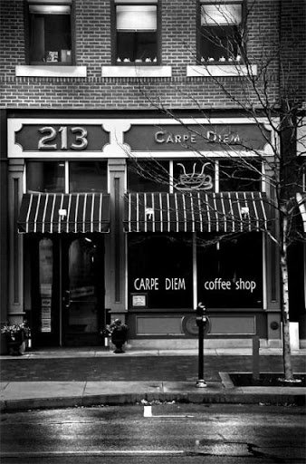 Carpe Diem Coffee Shop, 215 Market Ave N, Canton, OH 44702, USA, 