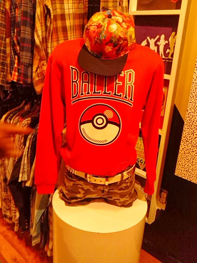 Custom T-shirt Store «Bang-On T-Shirts», reviews and photos, 1687 Haight St, San Francisco, CA 94117, USA