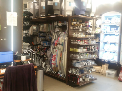 Electronics Store «Buzz Electronics of Boro Park», reviews and photos, 1314 50th St, Brooklyn, NY 11219, USA