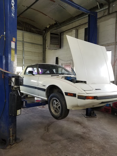 Auto Repair Shop «A & V Auto Repair», reviews and photos, 1614 W King St, York, PA 17404, USA