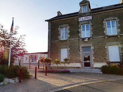 Mairie à Saint-Denis-sur-Sarthon